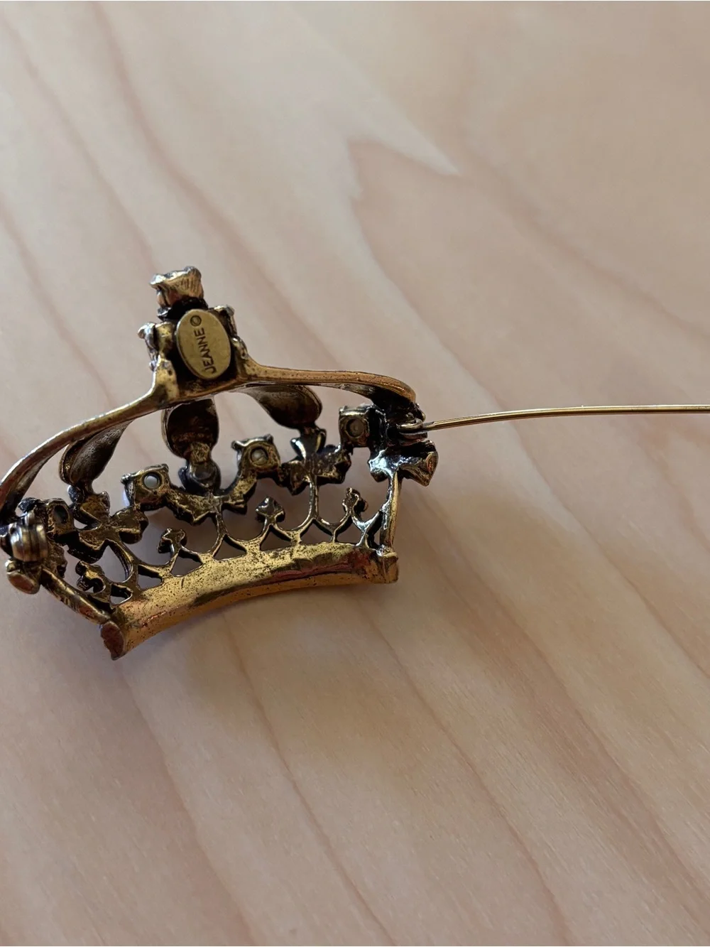 Jeanne Rare Vintage Rhinestone Crown Brooch